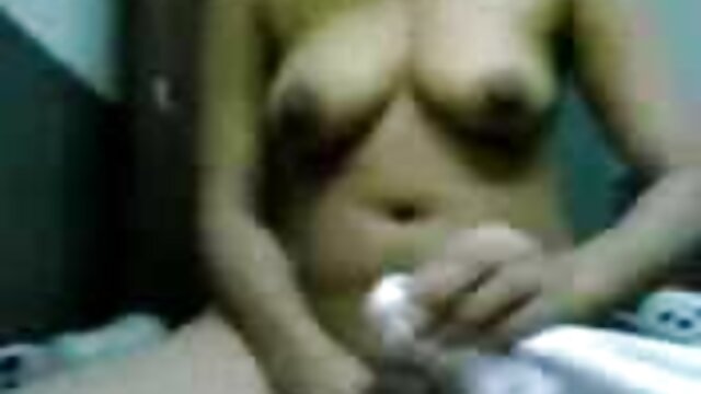 Vynikajúci :  Blondínka MILF má obrovské prsia a je kohút hladná Videoklip 