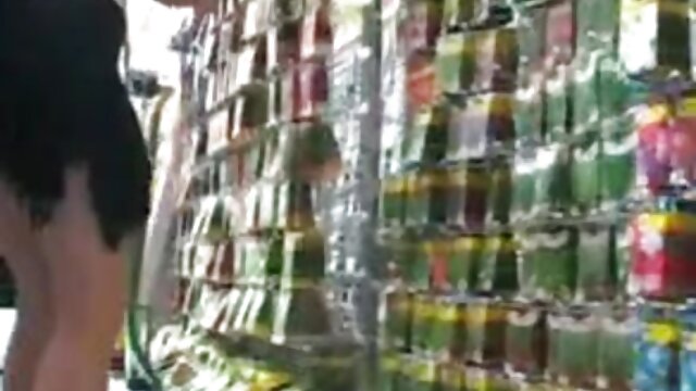 Vynikajúci :  Ten chlap sa už nevie dočkať, kedy vloží svoju mužnosť do tej lahodnej mačičky Videoklip 