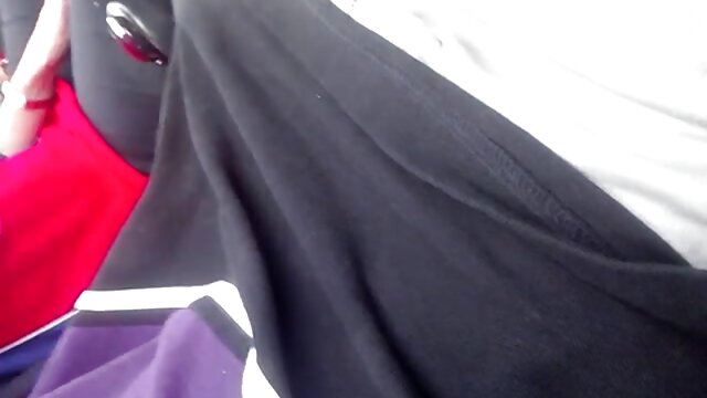 Vynikajúci :  Mladé dievča miluje sexuálne experimenty s mužom na čerstvom vzduchu Videoklip 